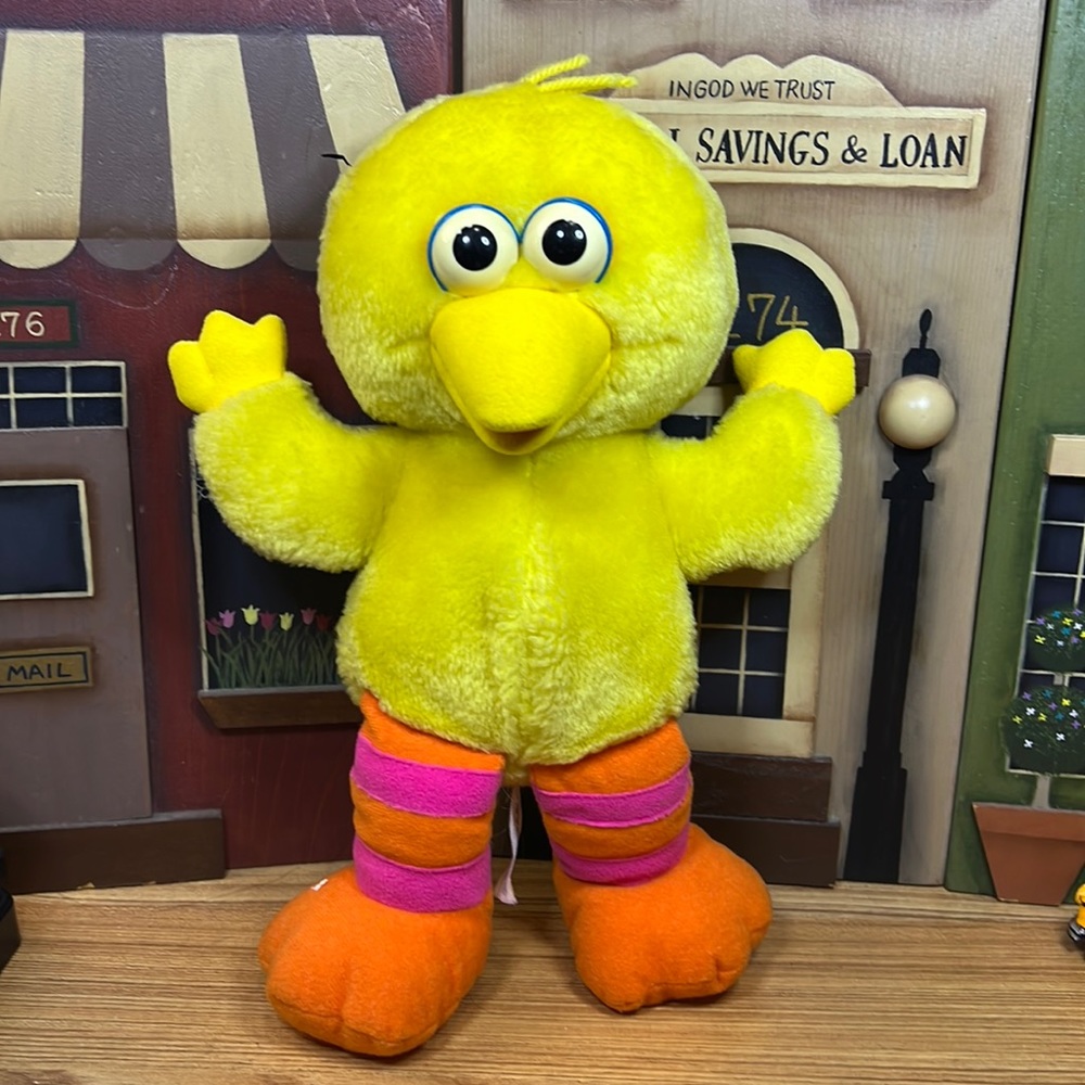 Vintage Sesame Street Tickle Me Laughing Shaking Big Bird Plush